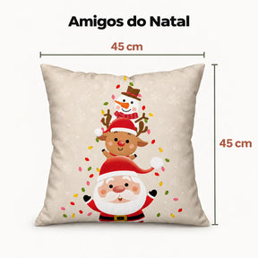 Capa com personagens em árvore de Natal, medida 45 × 45 cm