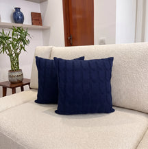 Kit com 2 Capas de Almofada Tricot Linna 45 × 45 cm